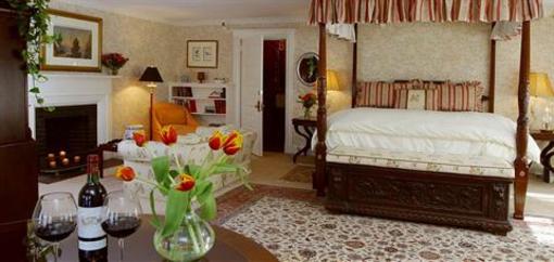фото отеля Copper Beech Inn