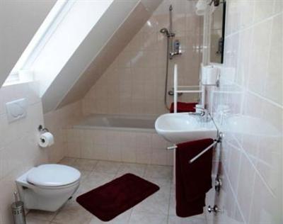 фото отеля Apartmenthaus Am Grun