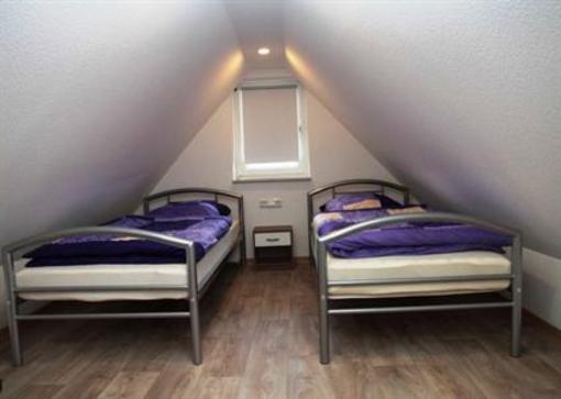 фото отеля Apartmenthaus Am Grun