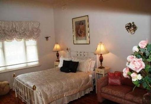 фото отеля Pelican Sands Bed & Breakfast Portarlington