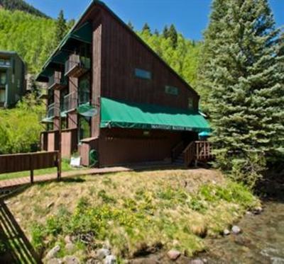 фото отеля Manitou Lodge Bed and Breakfast