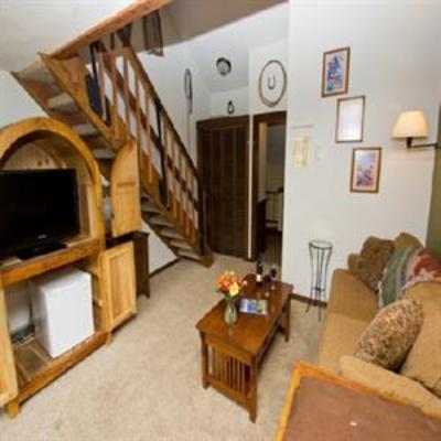 фото отеля Manitou Lodge Bed and Breakfast