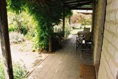фото отеля Elinike Guest Cottages Wharparilla
