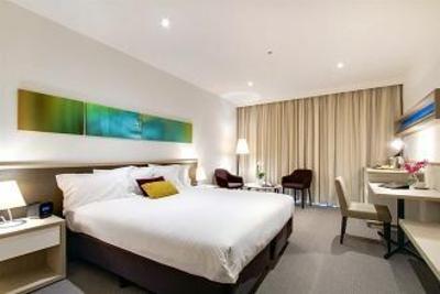 фото отеля Flinders Hotel
