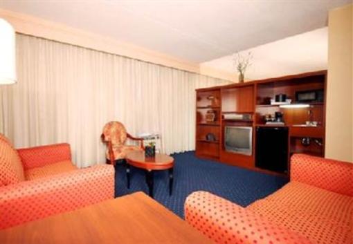 фото отеля InnPlace Hotel Bensalem