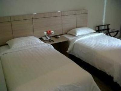 фото отеля Putra Mulia Hotel