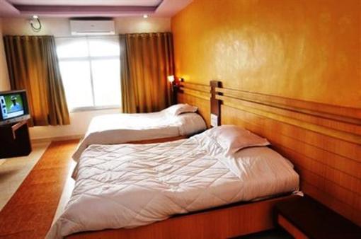 фото отеля Hotel Sharan