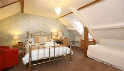 фото отеля Epchris House