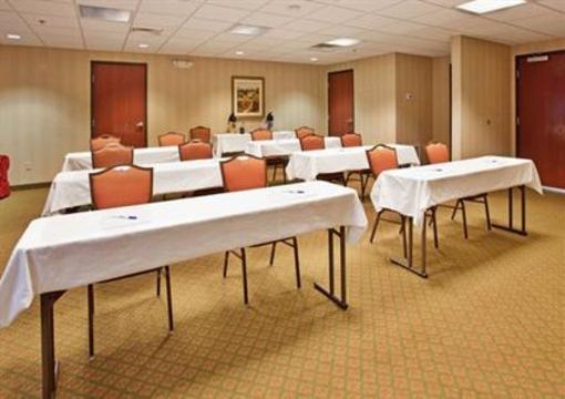 фото отеля Holiday Inn Express & Suites Enid