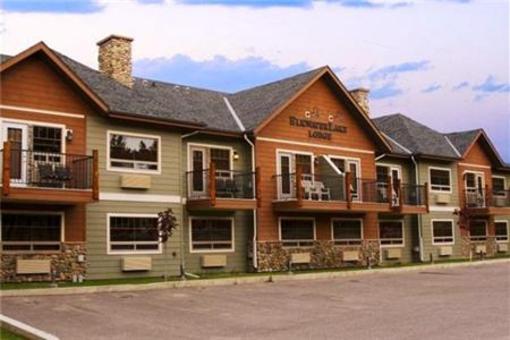 фото отеля Elkwater Lake Lodge and Resort
