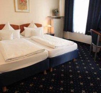 фото отеля Hotel Bristol Düsseldorf
