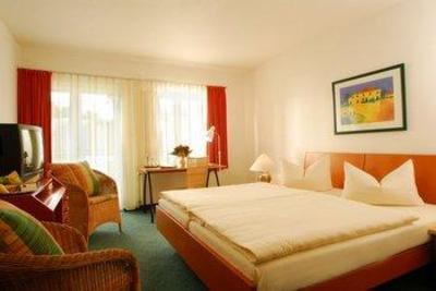 фото отеля BEST WESTERN Premier Marina Wolfsbruch