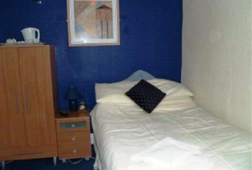фото отеля Guyz Hotel