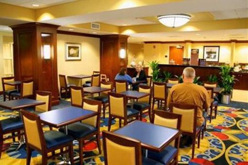фото отеля Hampton Inn Warrenton