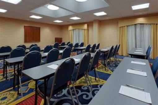 фото отеля Hampton Inn Warrenton
