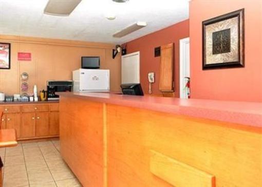 фото отеля Econo Lodge North Charlottesville