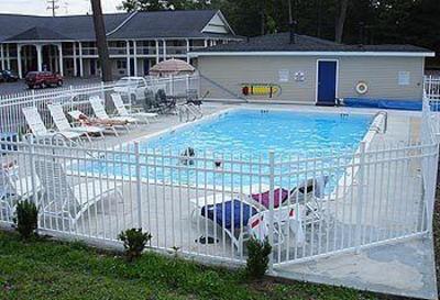 фото отеля Travelodge Traverse City