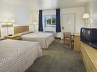 фото отеля Travelodge Traverse City