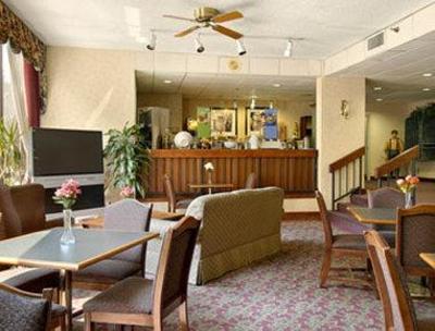 фото отеля Baymont Inn Columbus North