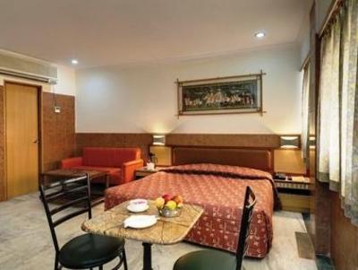 фото отеля Hotel Anmol Deluxe New Delhi