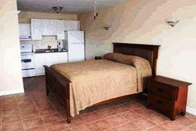 фото отеля Dolan's Inn and Suites