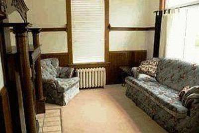 фото отеля Dolan's Inn and Suites