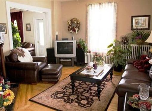 фото отеля Dolan's Inn and Suites