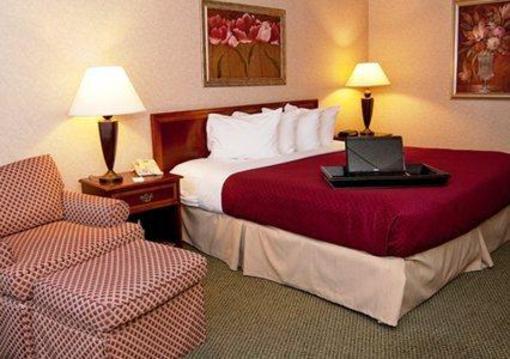 фото отеля Quality Inn and Conference Center