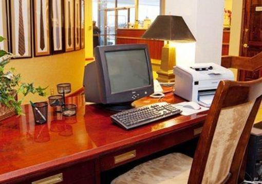 фото отеля Quality Inn and Conference Center