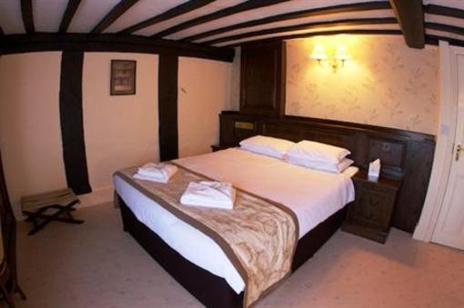 фото отеля Tudor House Hotel