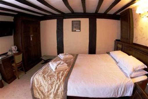 фото отеля Tudor House Hotel