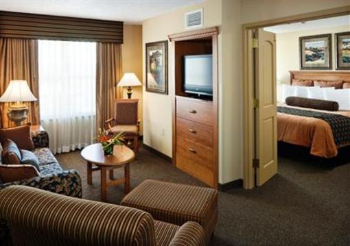 фото отеля Clubhouse Hotel and Suites