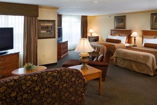 фото отеля Clubhouse Hotel and Suites