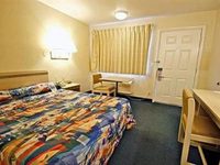 Motel 6 Charleston South