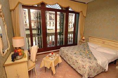 фото отеля Hotel Canal Venice