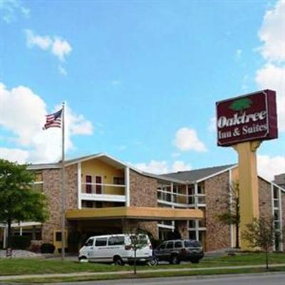фото отеля Oaktree Inn & Suites