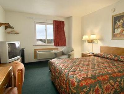 фото отеля Super 8 Springfield East