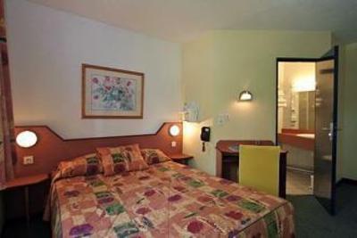 фото отеля Inter Hotel Les 3 Marches
