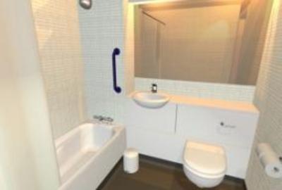 фото отеля Travelodge Birmingham Central