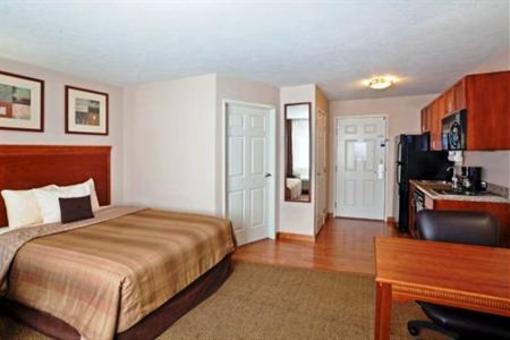фото отеля Candlewood Suites Meridian