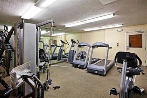 фото отеля Candlewood Suites Meridian