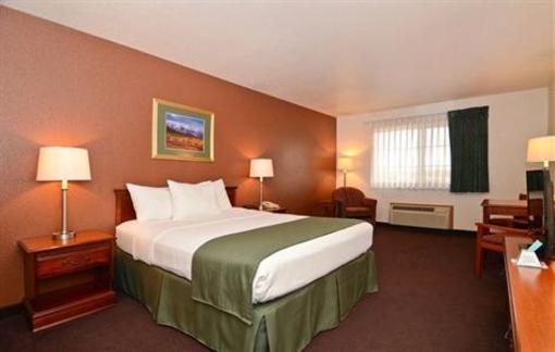 фото отеля BEST WESTERN Firestone Inn & Suites