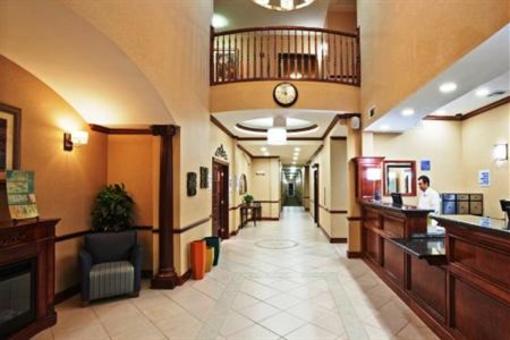 фото отеля Holiday Inn Express Hotel & Suites Woodward