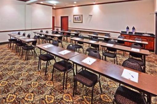 фото отеля Holiday Inn Express Hotel & Suites Woodward