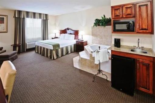 фото отеля Holiday Inn Express Hotel & Suites Woodward
