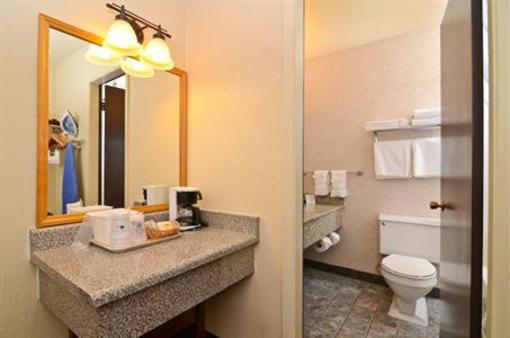 фото отеля BEST WESTERN Valdez Harbor Inn