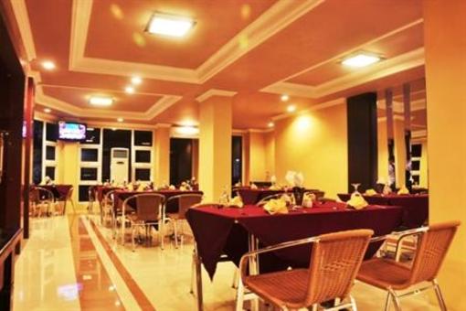 фото отеля Istana Hotel Jember