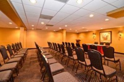 фото отеля BEST WESTERN Inn - On the Avenue
