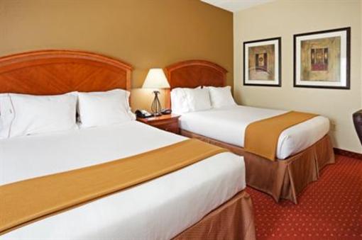 фото отеля Holiday Inn Express Pineville