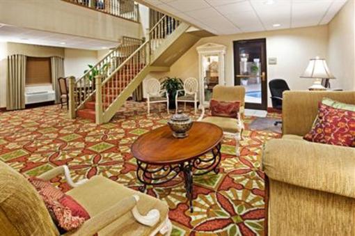 фото отеля Holiday Inn Express Pineville